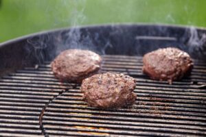 How Long to Cook Burgers on the Grill at 400