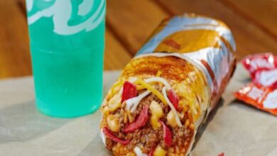 Unveiling the Mystery: What's Inside Taco Bell's Grilled Cheese Burrito [With Stats and Tips for Ordering]